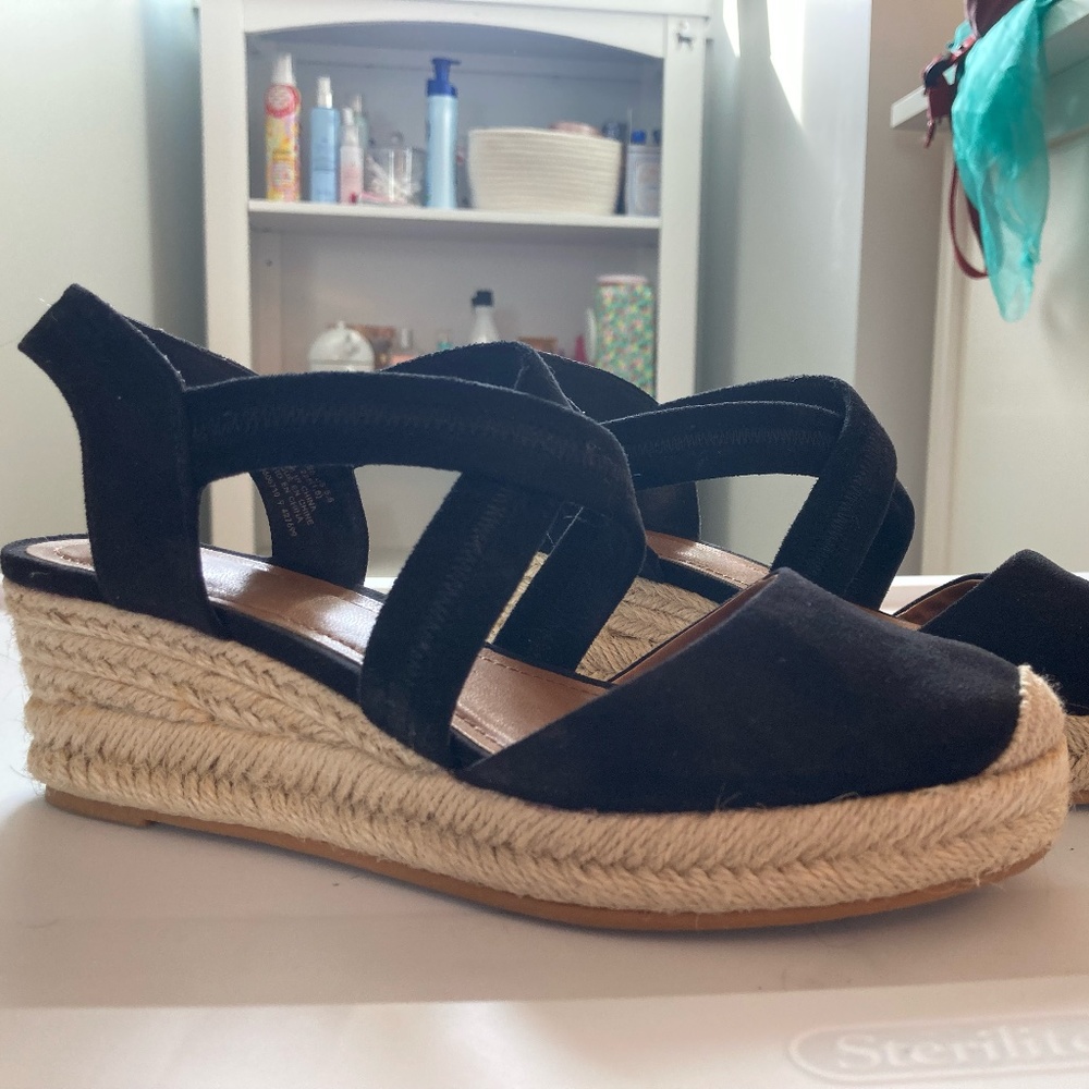 Espadrille Wedge Heels - H&M - Black and Tan - EU Size 36/ US Size 5/5.5